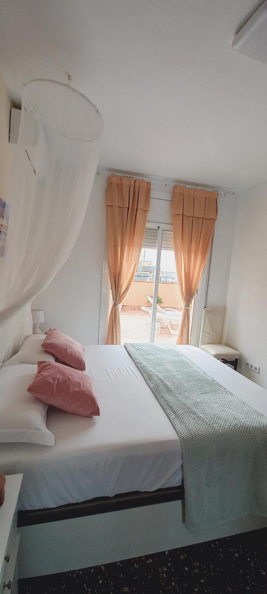 Cozy And Sunny Penthouse Fira Bcn Lägenhet L'Hospitalet de Llobregat Exteriör bild