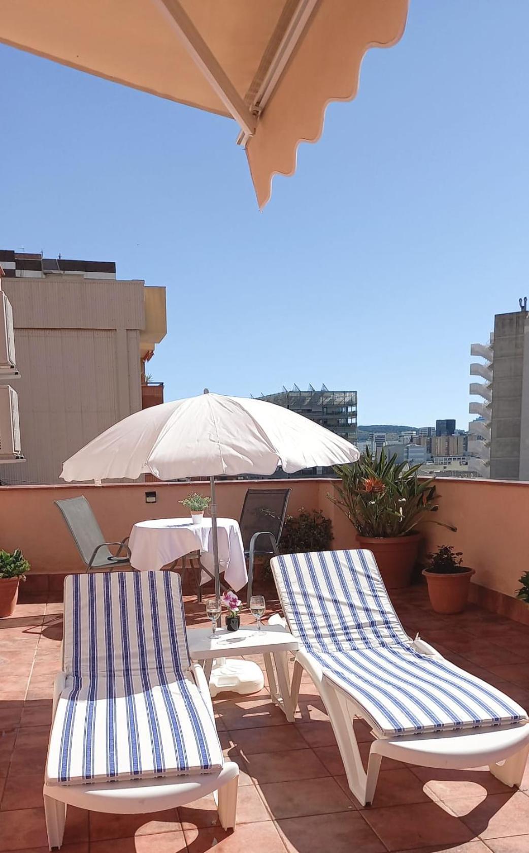 Cozy And Sunny Penthouse Fira Bcn Lägenhet L'Hospitalet de Llobregat Exteriör bild